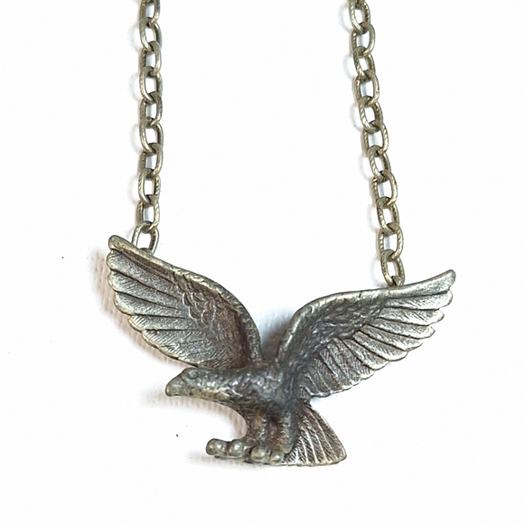 Unisex Pewter Hawk Pendant Chain Link Necklace - Picture 5 of 10